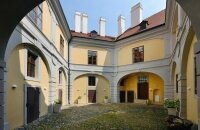 Pytloun Schlosshotel Ctenice - Hotel-Außenansicht