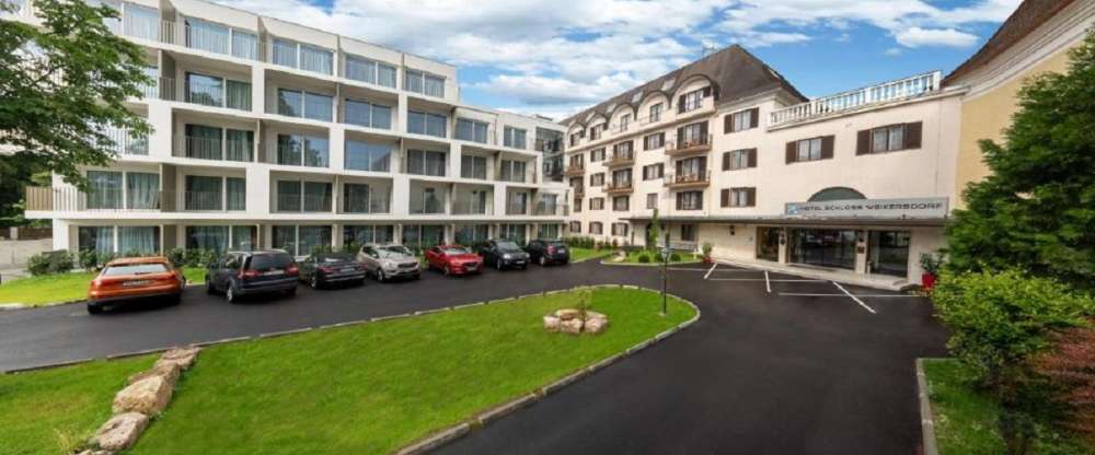 Pytloun Schlosshotel Weikersdorf - Hotel-Außenansicht