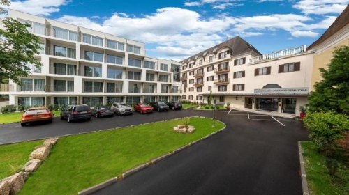 Pytloun Schlosshotel Weikersdorf - Hotel-Außenansicht