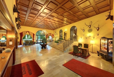 Array, Quelle: Pytloun Schlosshotel Weikersdorf