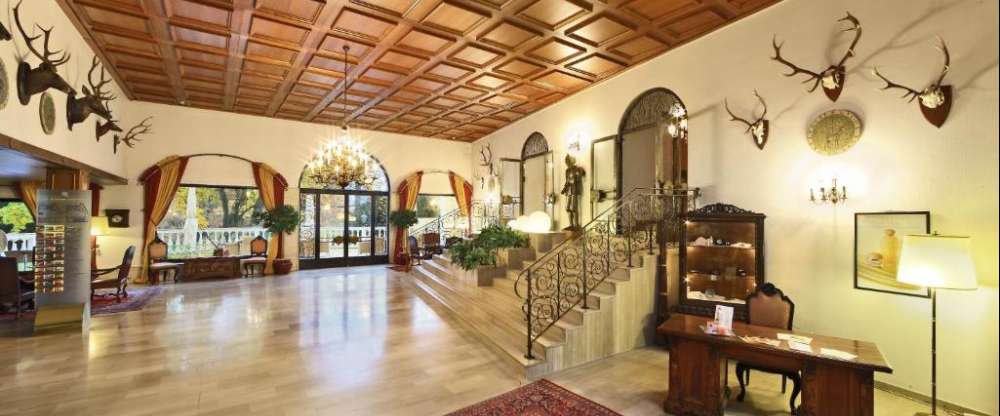 Pytloun Schlosshotel Weikersdorf - Hotel-Innenansicht