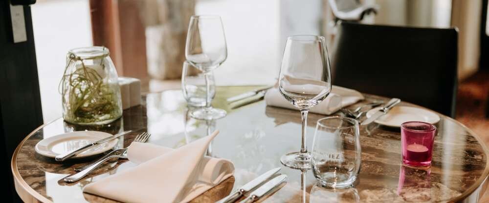 Ramada by Wyndham Baden Hotel du Parc - Restaurant