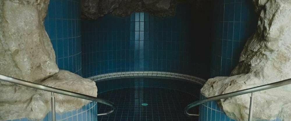 Reduce Hotel Thermal - Wellnessbereich