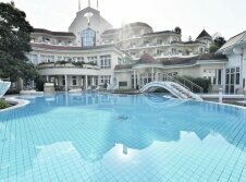 Reduce Hotel Thermal - Wellnessbereich