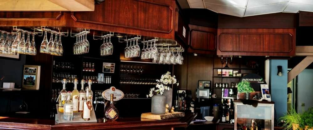 Abends den Abend an der Bar ausklingen lassen