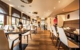 Restaurant mit afrikanischen Stilelementen im Sunderland Hotel