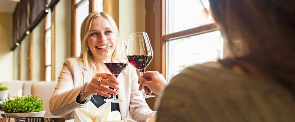 Gemütliches Beisammensein im Restaurant