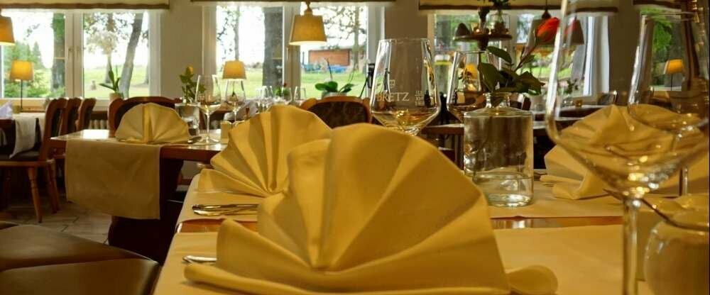 . . . das Restaurant zum Abend 