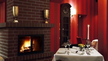 Roter Salon im Restaurant Kalckreuth