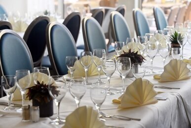 Restaurant "Leiningers", Quelle: Kurpark-Hotel Bad Dürkheim