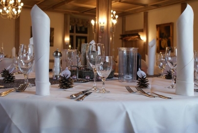 Array, Quelle: Burghotel Staufenberg