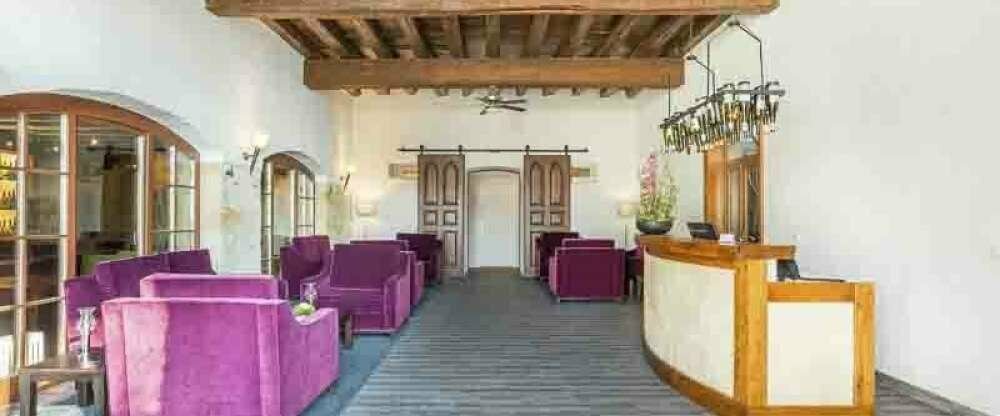 Rezeption und Eingangsbereich