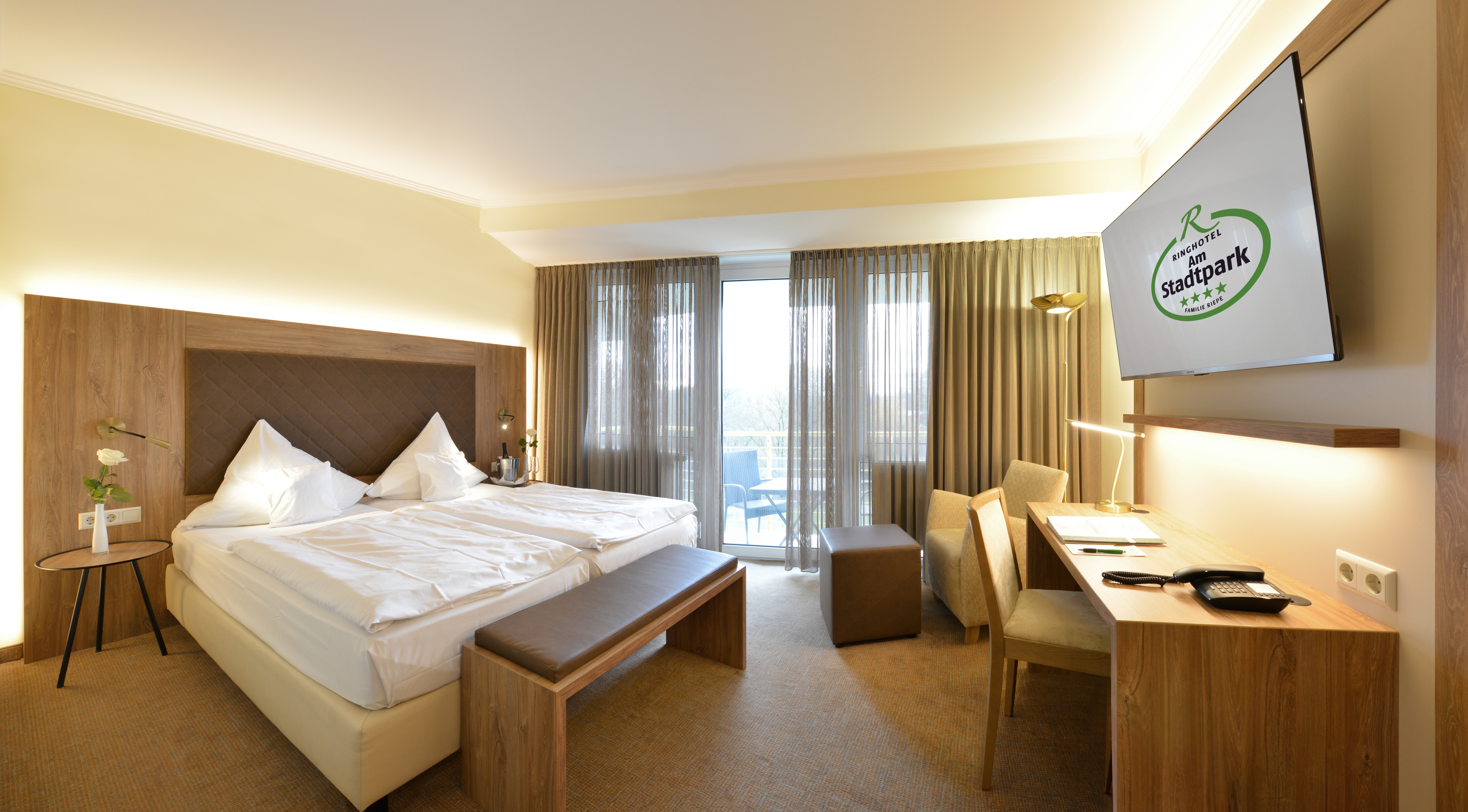 Ringhotel Am Stadtpark - Hotel-Außenansicht