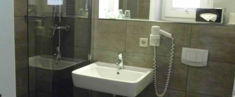 Ringhotel Schwarzer Baer - Badezimmer
