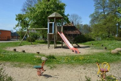 Array, Quelle: Rohrhus-Reethäuser Rügen
