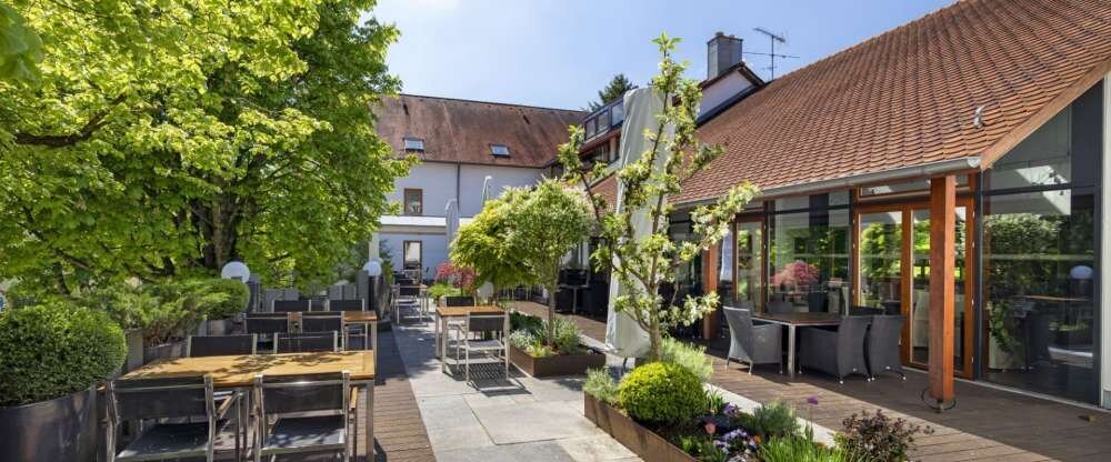 Romantik Hotel Johanniter-Kreuz Terrasse
