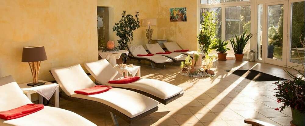 (c) Seehotel Grauer Bär