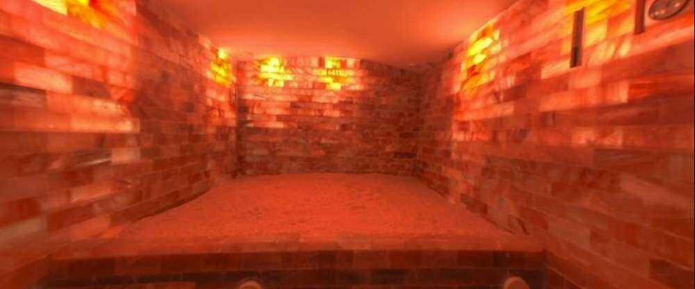 Salzgrotte im Wellness Bereich