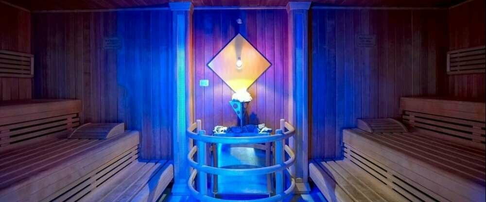 Wohlbefinden und Entspannung, eine kurze Auszeit vom Alltag, Urlaub fürs Ich, körperliches Wohlbefinden, Gesundheit, Vitalität und innere Harmonie – all das kann ein Sauna-besuch bewirken. 