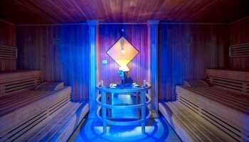 Wohlbefinden und Entspannung, eine kurze Auszeit vom Alltag, Urlaub fürs Ich, körperliches Wohlbefinden, Gesundheit, Vitalität und innere Harmonie – all das kann ein Sauna-besuch bewirken.