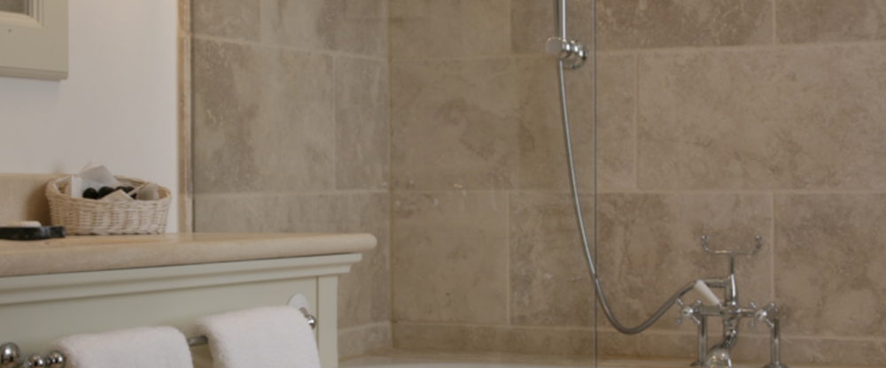 Schloss Auel Boutique Hotel - Badezimmer