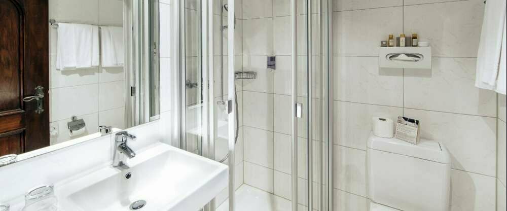 Schloss-Hotel Merlischachen - Badezimmer