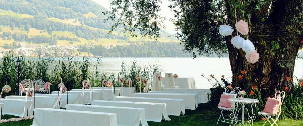 Schloss-Hotel Merlischachen - Terrasse/Außenbereich