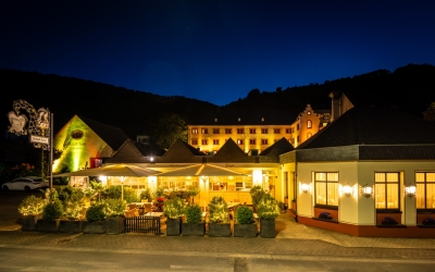 Schloß-Hotel Petry - Hotel-Außenansicht