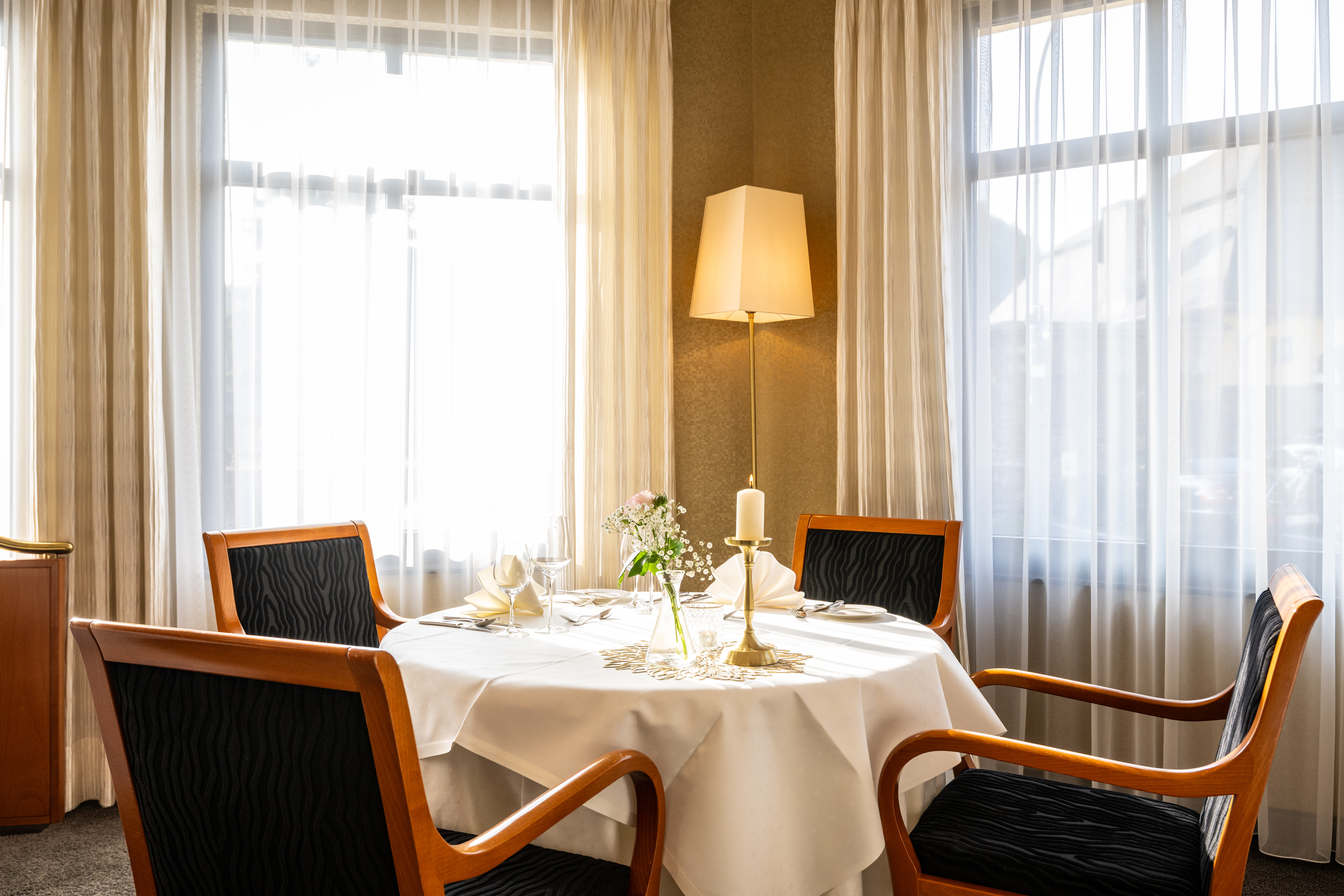 Schloß-Hotel Petry - Hotel-Außenansicht