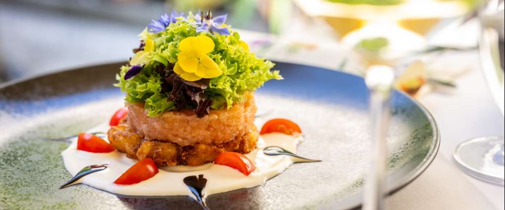 Lachstatar auf Kartoffelrösti