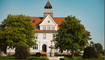 Schloss Krugsdorf Golf & Hotel - Hotel-Außenansicht
