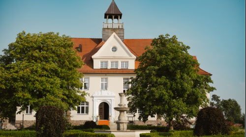 Schloss Krugsdorf Golf & Hotel - Hotel-Außenansicht