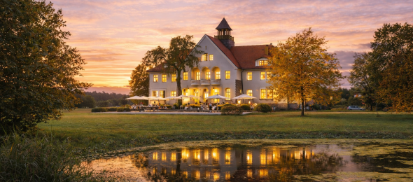 Schloss Krugsdorf Golf & Hotel - Hotel-Außenansicht, Quelle: Schloss Krugsdorf Golf & Hotel