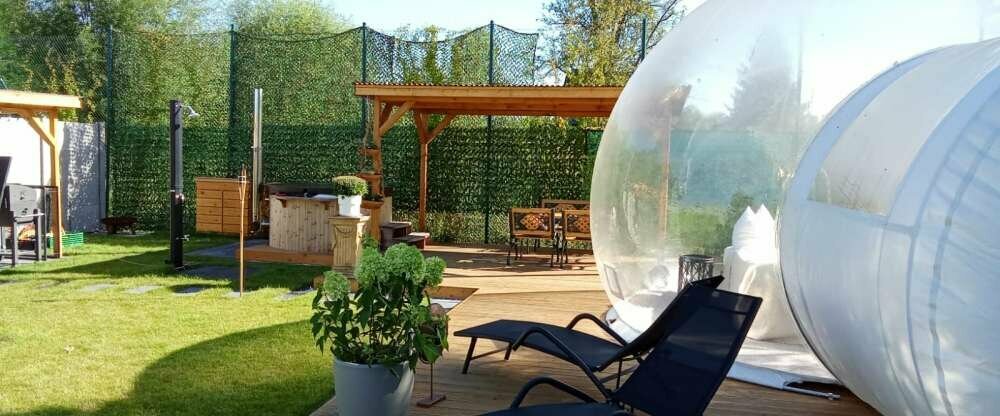 Sonnenterrasse am Bubble Tent