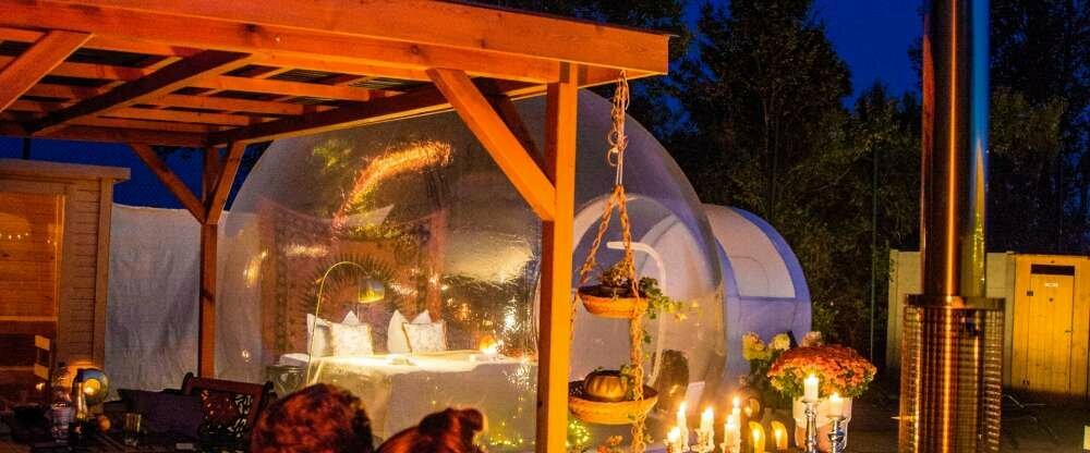 Zeit zu zweit im warmen Hot Tub