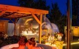 Zeit zu zweit im warmen Hot Tub