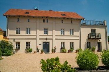 Schloss Lomnitz - Hotel-Außenansicht, Quelle: Schloss Lomnitz