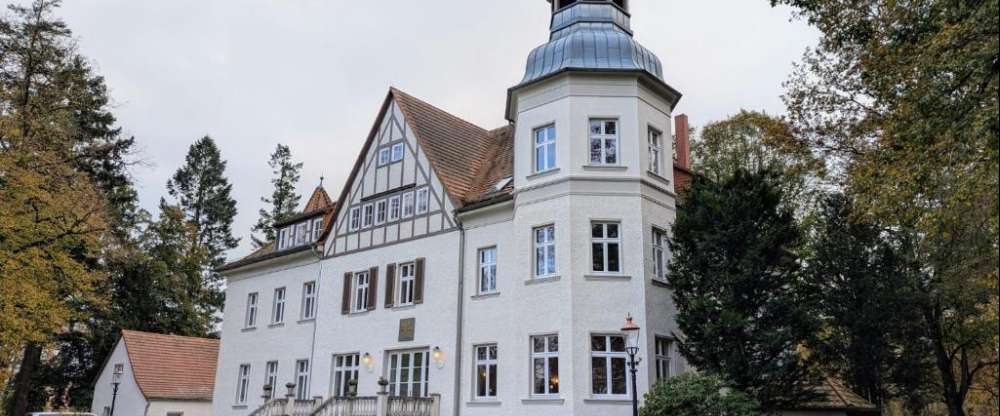 Schloss Sigrön - Hotel-Außenansicht