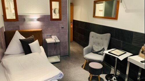 Schlosshotel Landstuhl - Zimmer