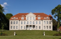 Schlosshotel Neustrelitz - Hotel-Außenansicht