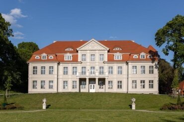 Array, Quelle: Schlosshotel Neustrelitz