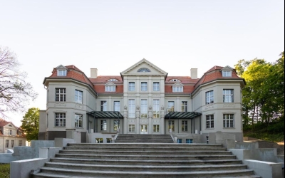 Schlosshotel Neustrelitz - Hotel-Außenansicht