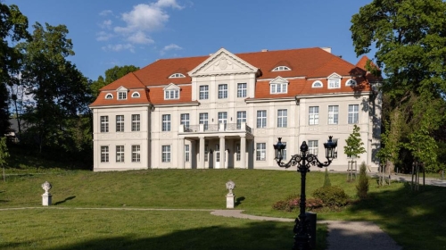 Schlosshotel Neustrelitz - Hotel-Außenansicht