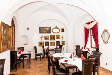Schlosshotel Schkopau - Restaurant, Quelle: Schlosshotel Schkopau 