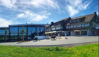 Schöne Asten Resort Winterberg - Hotel-Außenansicht