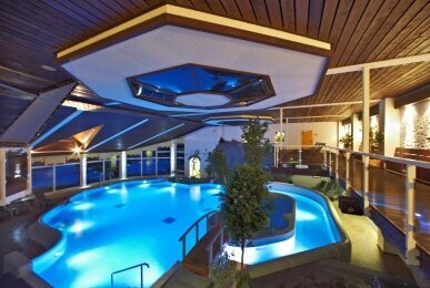 Schwimmbad, Quelle: Göbel·s Hotel Rodenberg