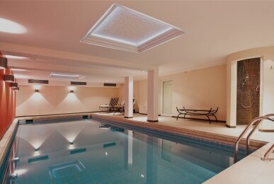 Schwimmbad, Quelle: Hotel derSTERN