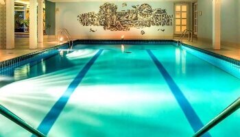 Schwimmbad