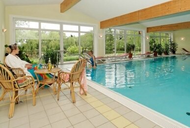 Schwimmbad, Quelle: Hotel zum Hirschen