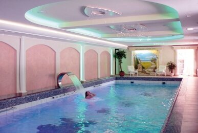 Schwimmbad, Quelle: Rüters Parkhotel